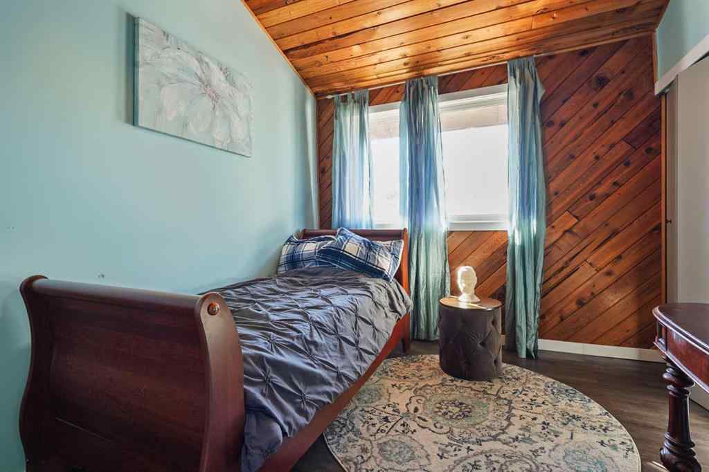 MLS® A2262466 - 121S 100W   in NONE Raymond, Residential