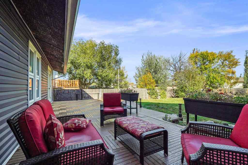 MLS® A2262466 - 121S 100W   in NONE Raymond, Residential