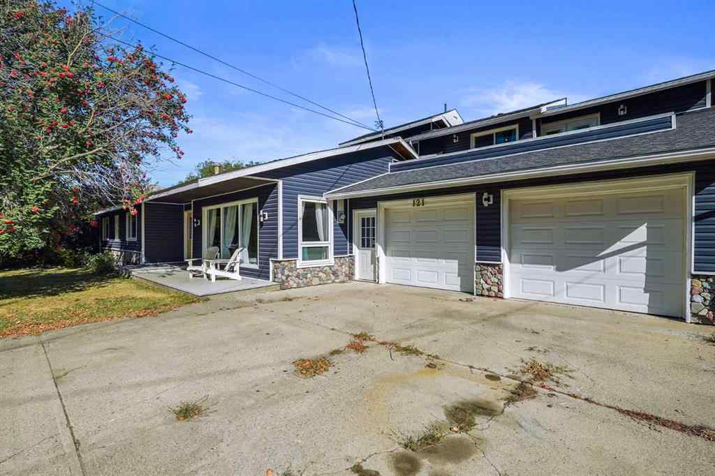 MLS® A2262466 - 121S 100W   in NONE Raymond, Residential