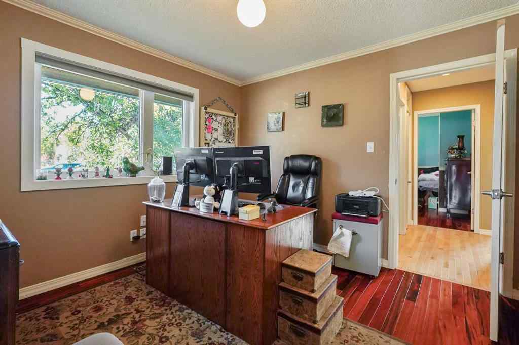 MLS® A2262466 - 121S 100W   in NONE Raymond, Residential