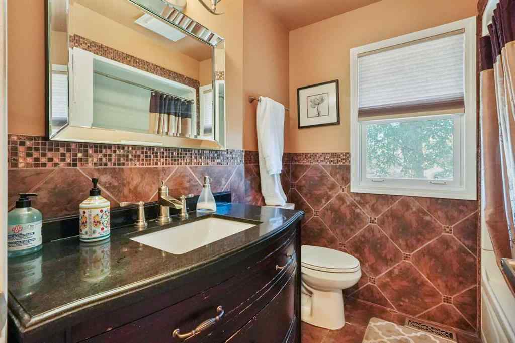 MLS® A2262466 - 121S 100W   in NONE Raymond, Residential