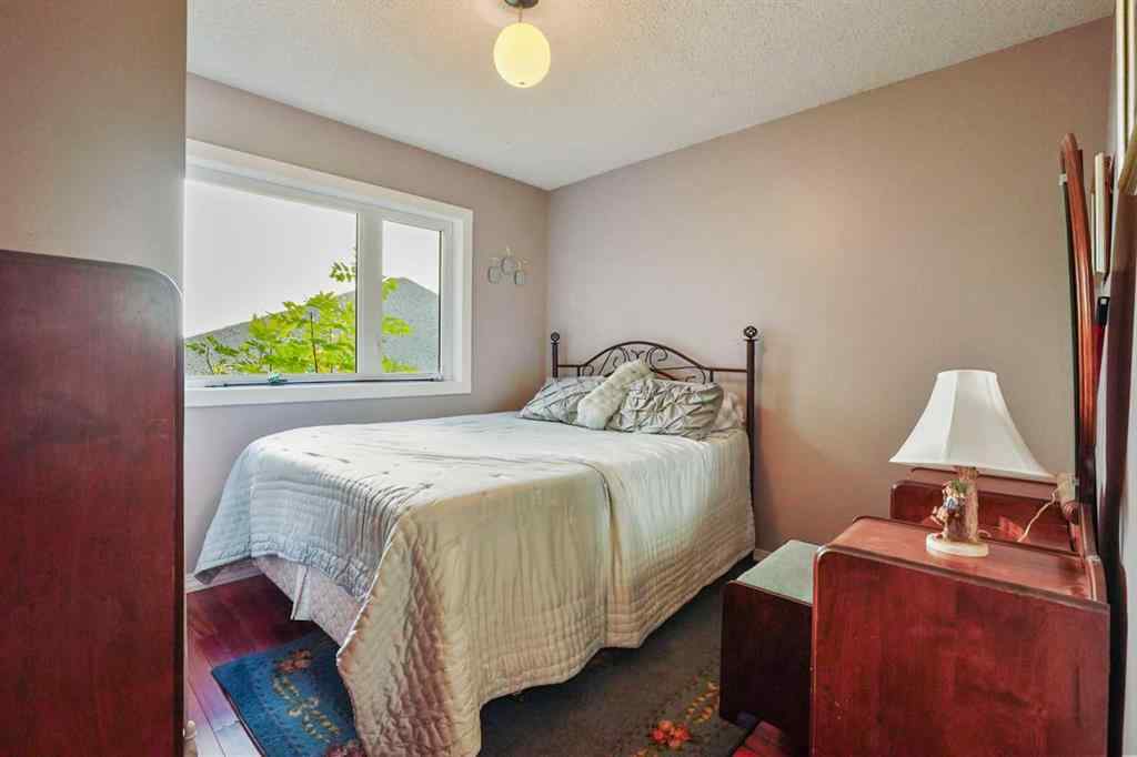 MLS® A2262466 - 121S 100W   in NONE Raymond, Residential