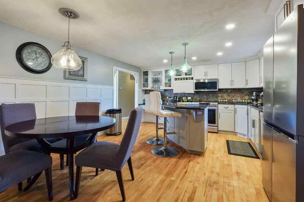 MLS® A2262466 - 121S 100W   in NONE Raymond, Residential