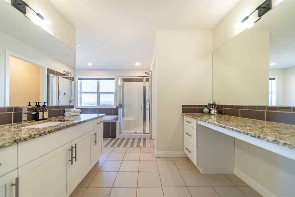 MLS® A2262469 - 27 Sunset Park  in Sunset Ridge Cochrane, Residential