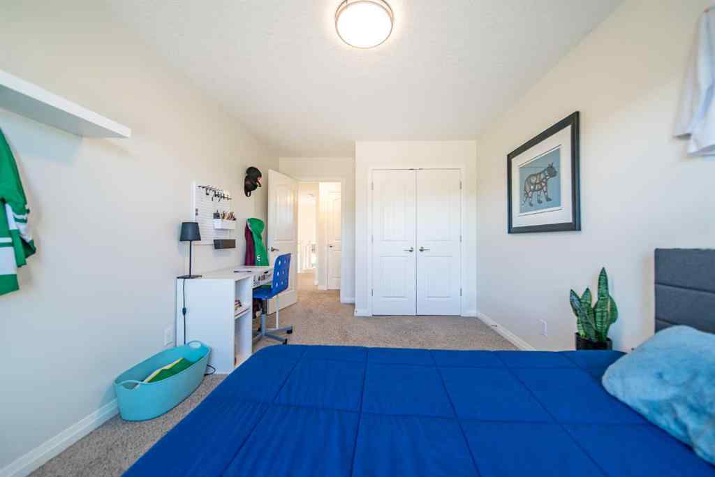 MLS® A2262469 - 27 Sunset Park  in Sunset Ridge Cochrane, Residential