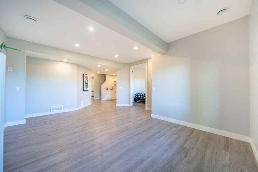 MLS® A2262469 - 27 Sunset Park  in Sunset Ridge Cochrane, Residential