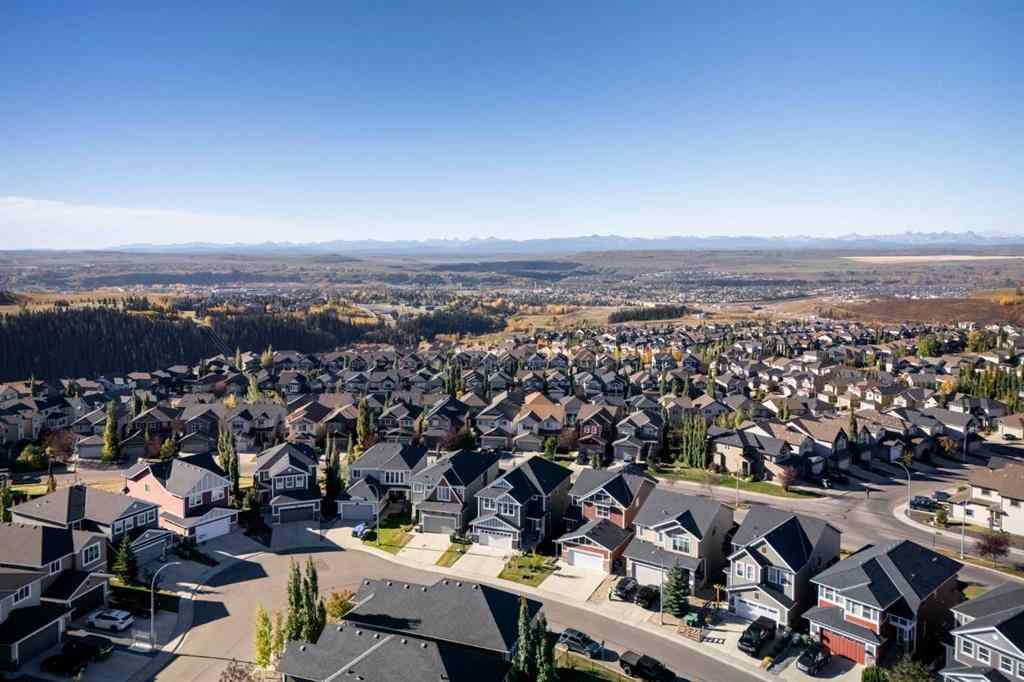 MLS® A2262469 - 27 Sunset Park  in Sunset Ridge Cochrane, Residential