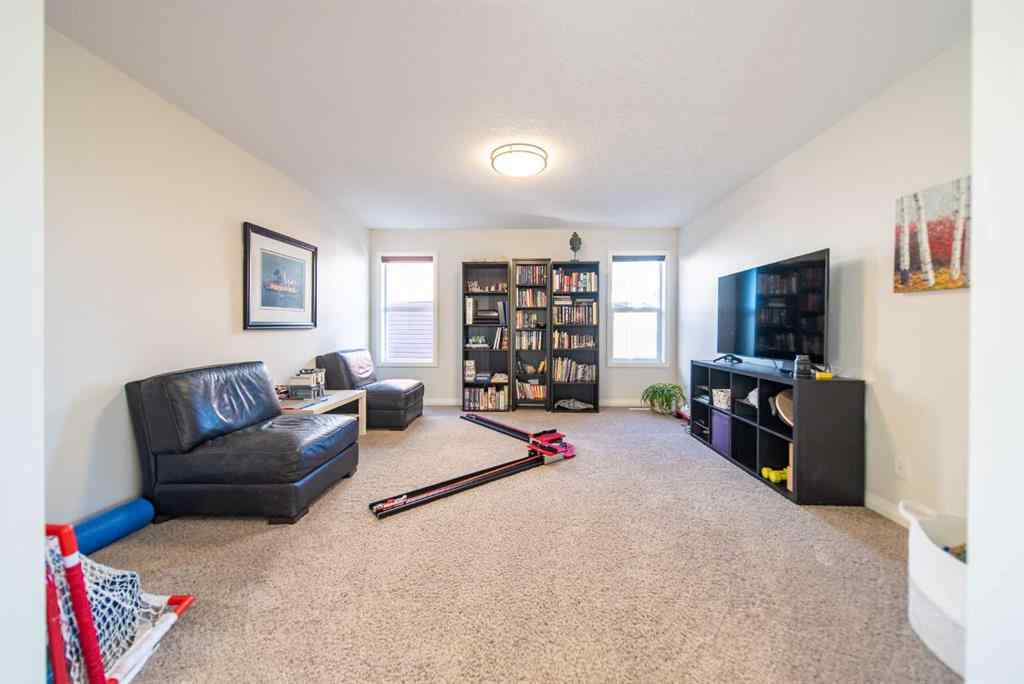 MLS® A2262469 - 27 Sunset Park  in Sunset Ridge Cochrane, Residential