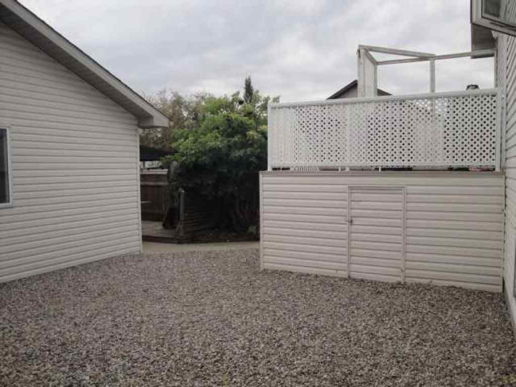 MLS® A2262471 - 315 Lynx Crescent N in Uplands Lethbridge, Residential