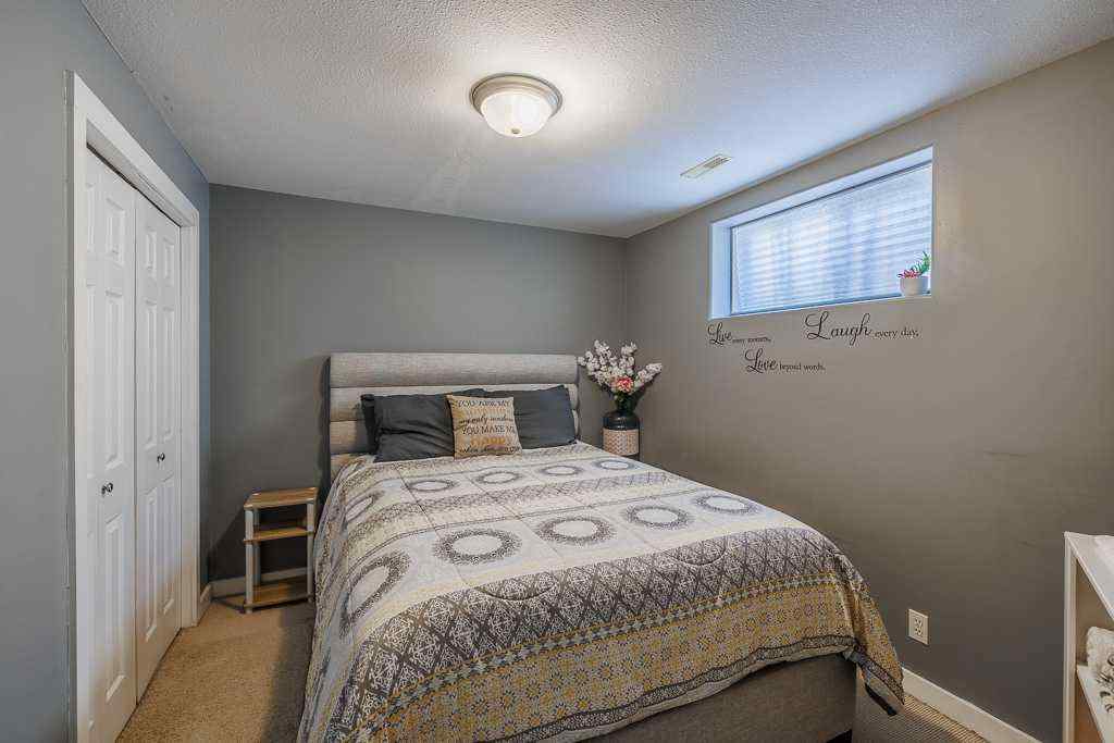MLS® A2262476 - 65 Fern Glade Crescent  in Fox Run Sylvan Lake, Residential