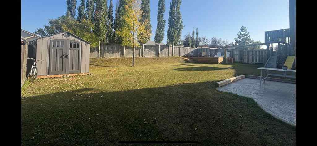 MLS® A2262476 - 65 Fern Glade Crescent  in Fox Run Sylvan Lake, Residential