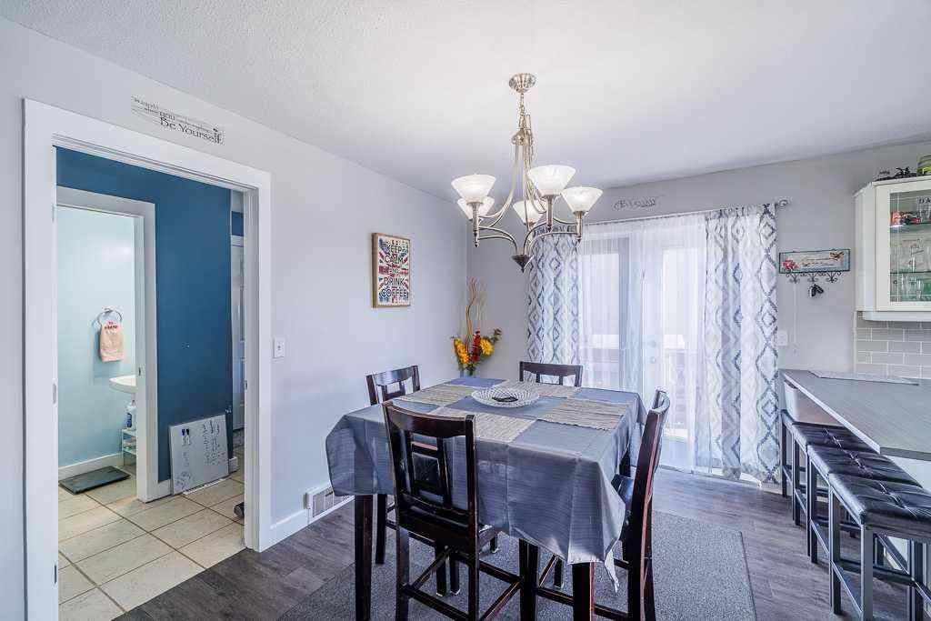 MLS® A2262476 - 65 Fern Glade Crescent  in Fox Run Sylvan Lake, Residential