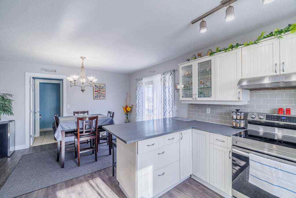 MLS® A2262476 - 65 Fern Glade Crescent  in Fox Run Sylvan Lake, Residential