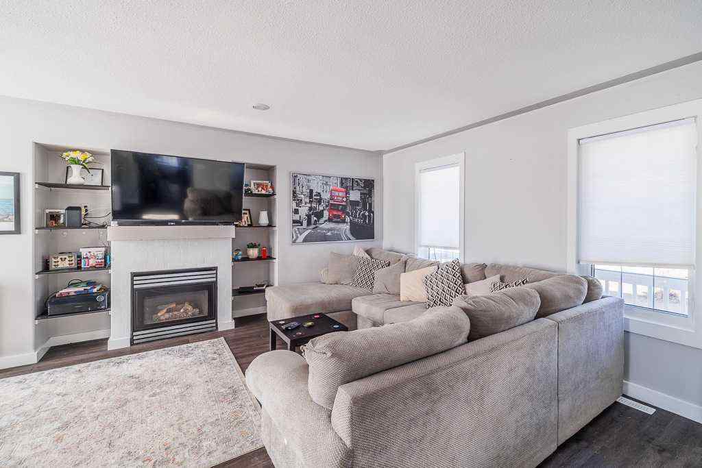 MLS® A2262476 - 65 Fern Glade Crescent  in Fox Run Sylvan Lake, Residential