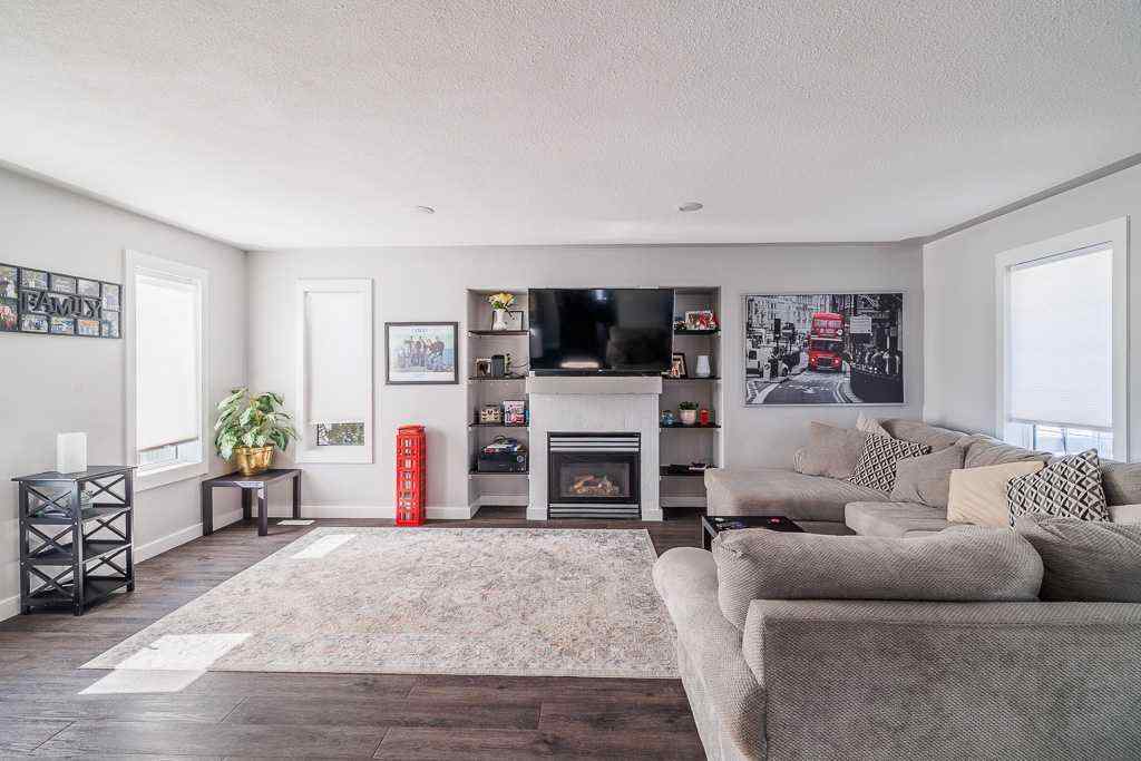 MLS® A2262476 - 65 Fern Glade Crescent  in Fox Run Sylvan Lake, Residential