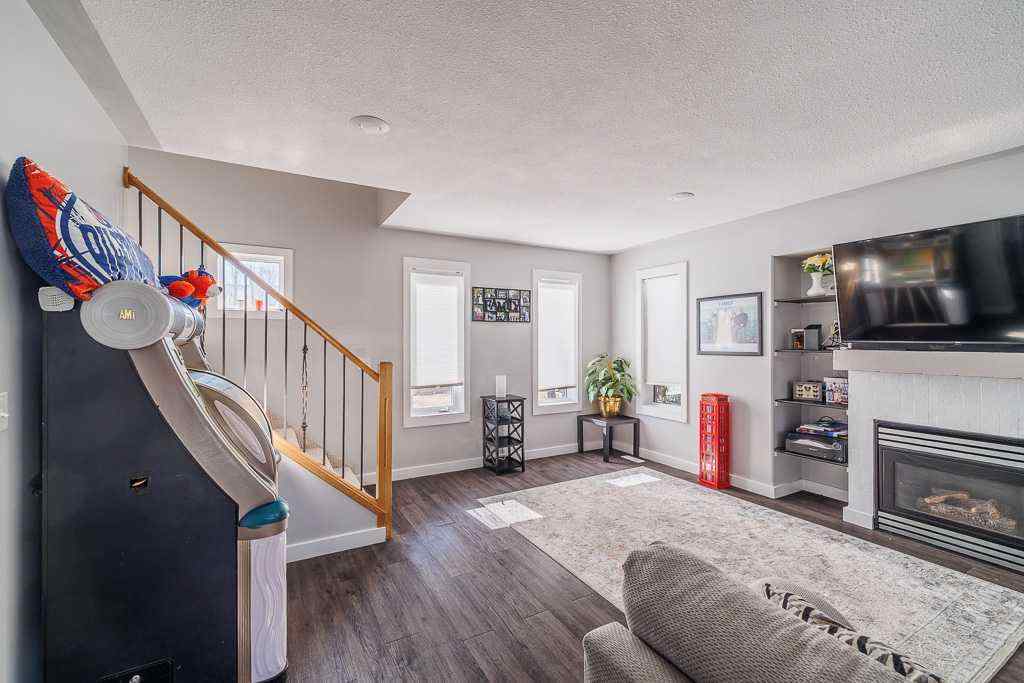 MLS® A2262476 - 65 Fern Glade Crescent  in Fox Run Sylvan Lake, Residential