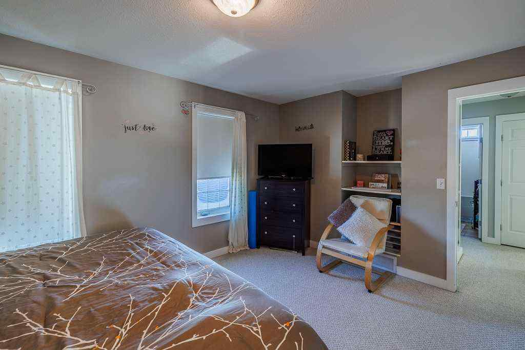MLS® A2262476 - 65 Fern Glade Crescent  in Fox Run Sylvan Lake, Residential