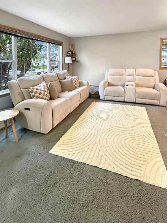 MLS® A2262480 - 3646 55 ave   in NONE Whitecourt, Residential