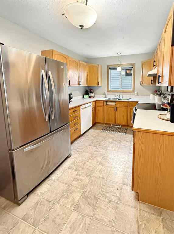 MLS® A2262480 - 3646 55 ave   in NONE Whitecourt, Residential