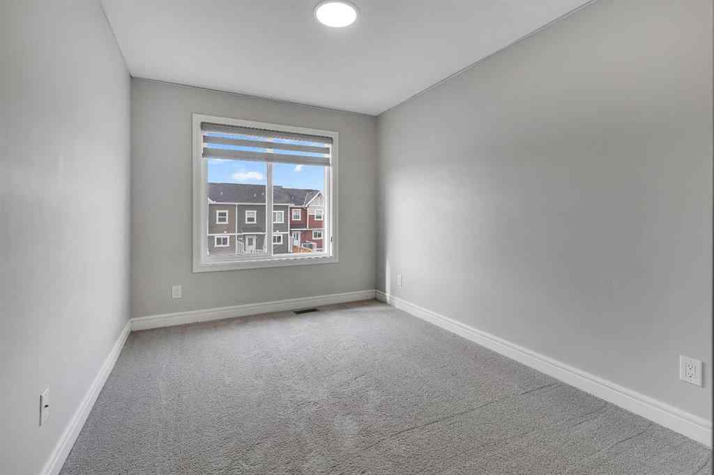 MLS® A2262487 - 41 Sunrise Heights  in Sunset Ridge Cochrane, Residential