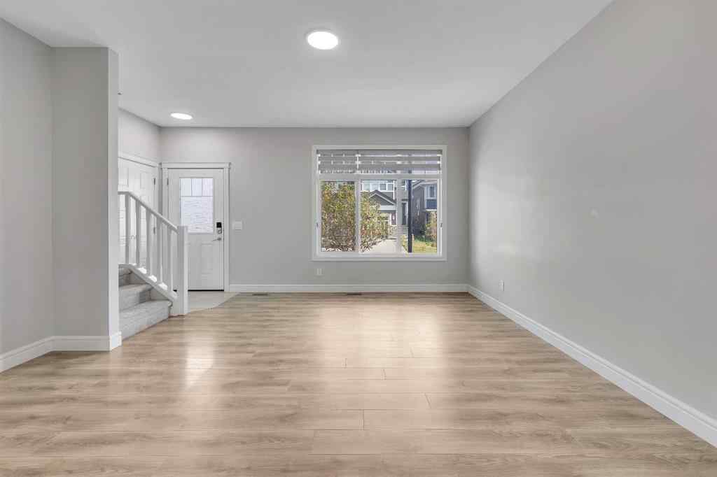 MLS® A2262487 - 41 Sunrise Heights  in Sunset Ridge Cochrane, Residential