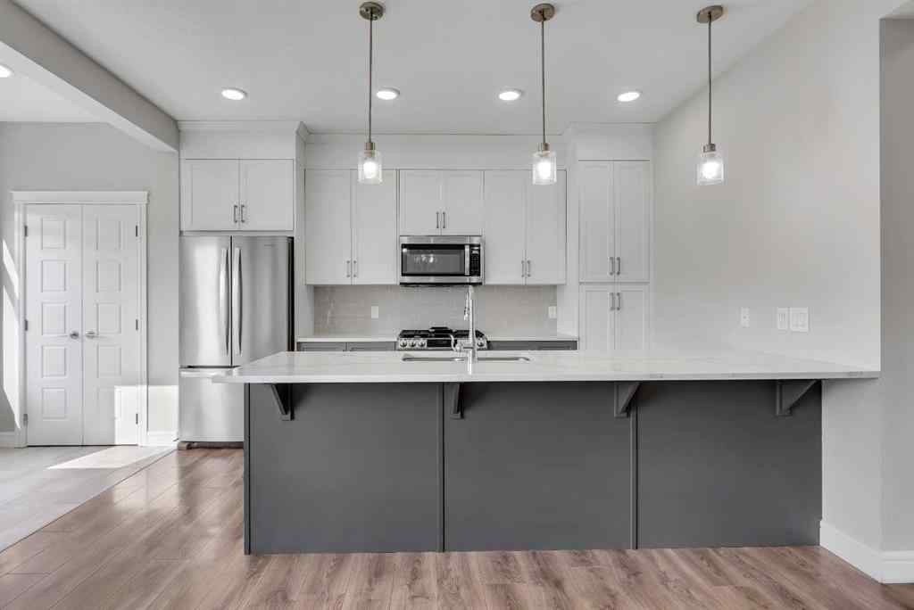 MLS® A2262487 - 41 Sunrise Heights  in Sunset Ridge Cochrane, Residential