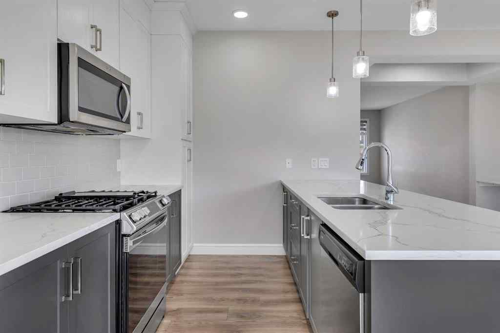 MLS® A2262487 - 41 Sunrise Heights  in Sunset Ridge Cochrane, Residential