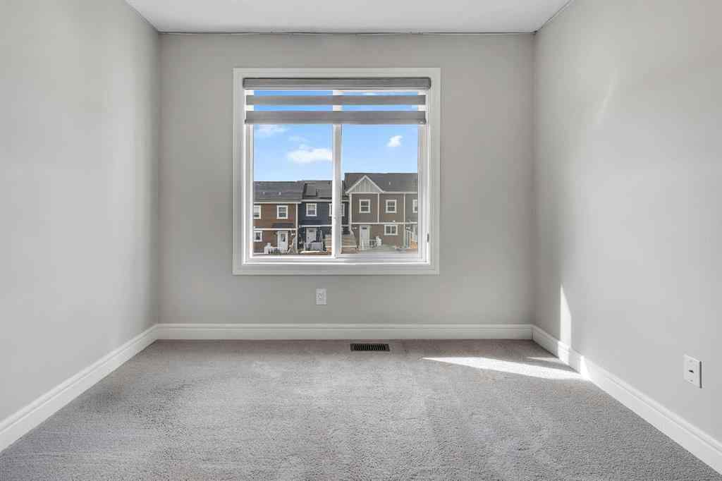 MLS® A2262487 - 41 Sunrise Heights  in Sunset Ridge Cochrane, Residential