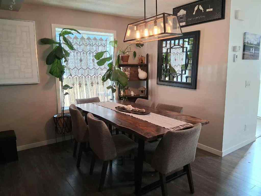 MLS® A2262492 - 49 Fireside Bend  in Fireside Cochrane, Residential