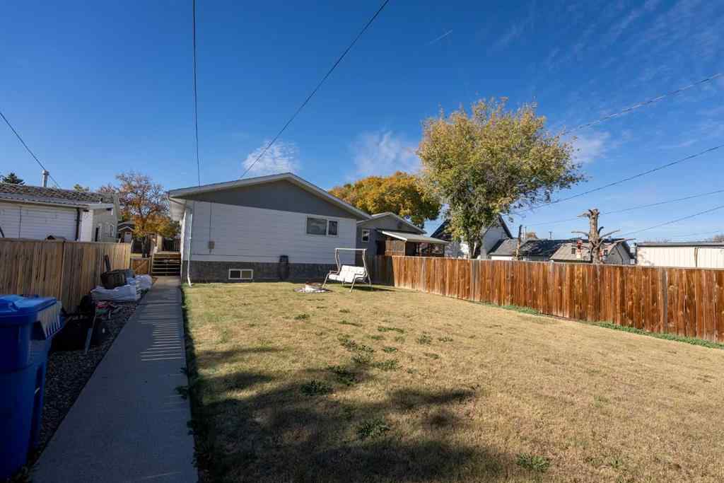 MLS® A2262497 - 5107 53 Street  in NONE Taber, Residential