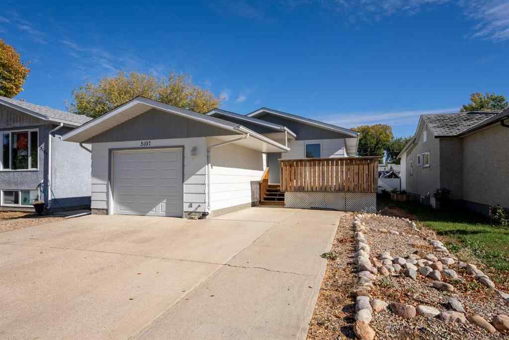 MLS® A2262497 - 5107 53 Street  in NONE Taber, Residential