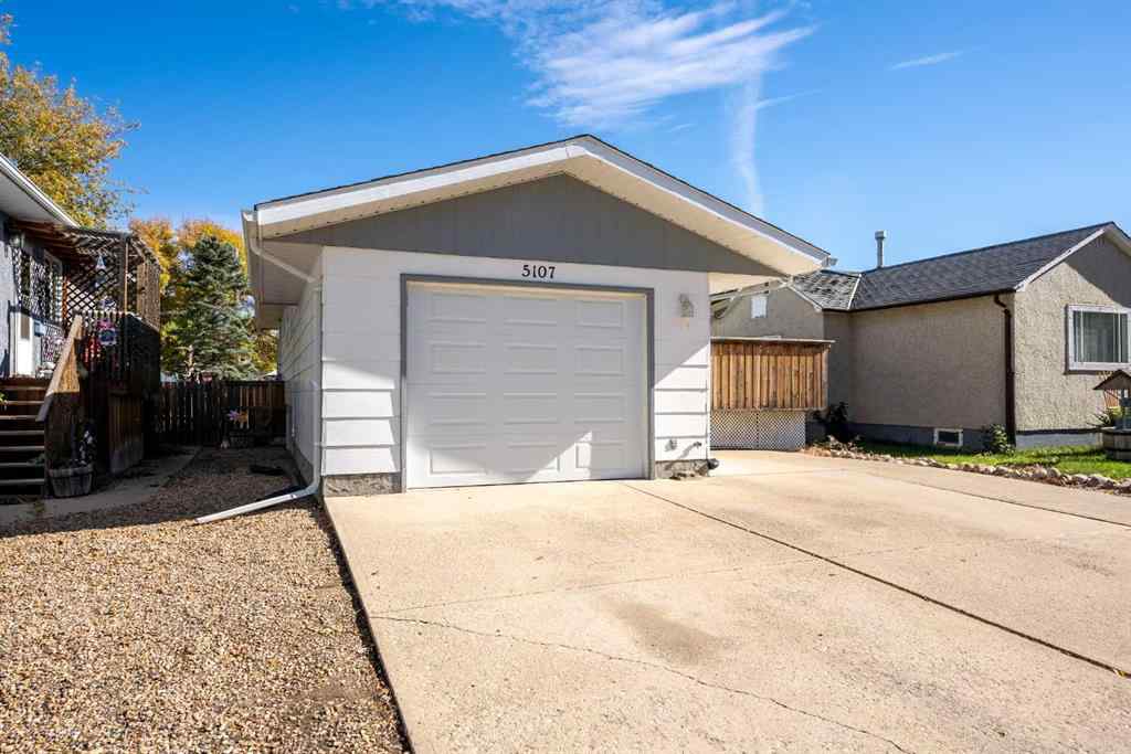 MLS® A2262497 - 5107 53 Street  in NONE Taber, Residential