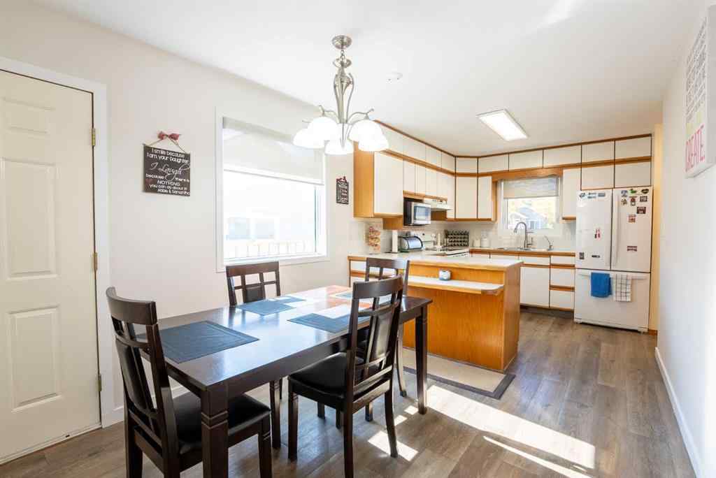 MLS® A2262497 - 5107 53 Street  in NONE Taber, Residential