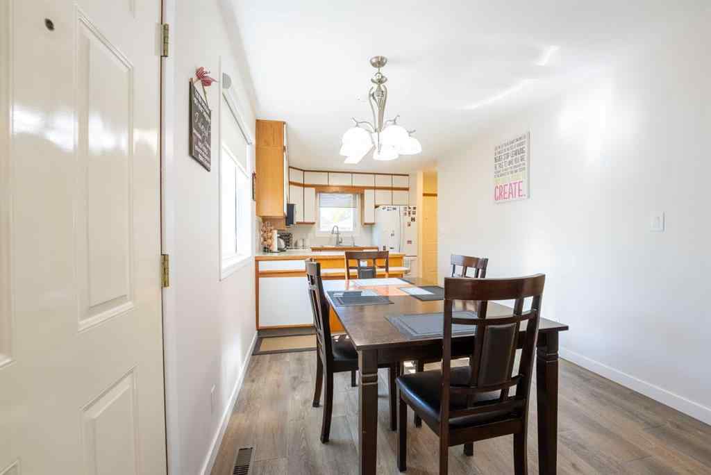 MLS® A2262497 - 5107 53 Street  in NONE Taber, Residential