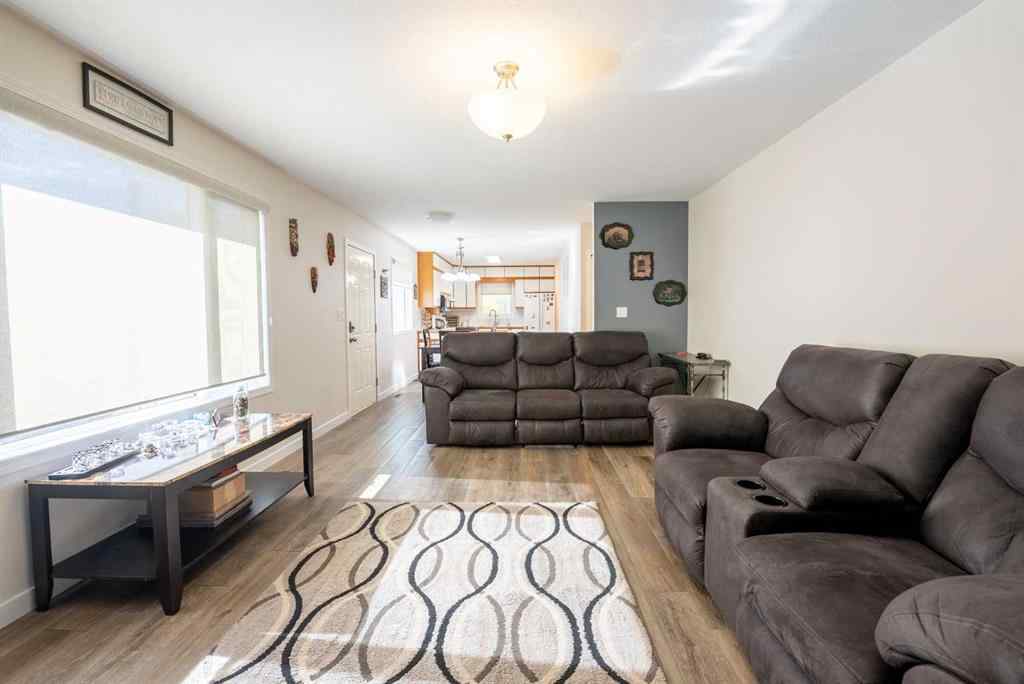 MLS® A2262497 - 5107 53 Street  in NONE Taber, Residential