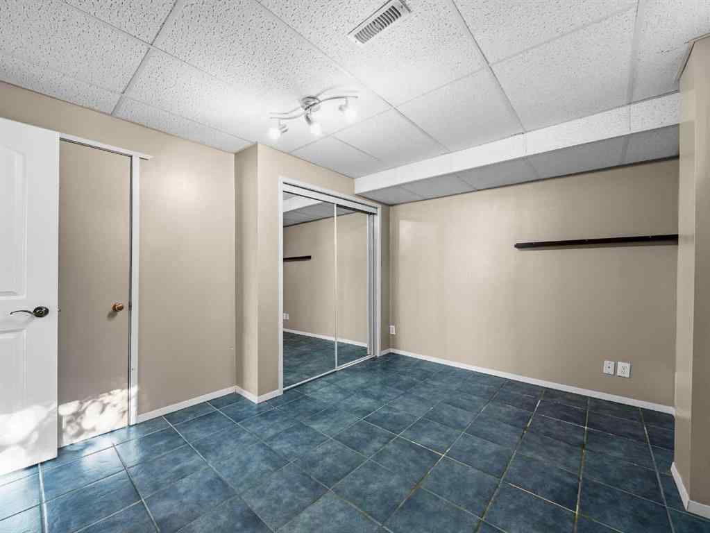 MLS® A2262503 - 47 Elk Hill SE in Edgewater Airdrie, Residential