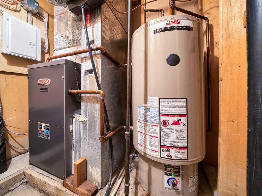 MLS® A2262503 - 47 Elk Hill SE in Edgewater Airdrie, Residential