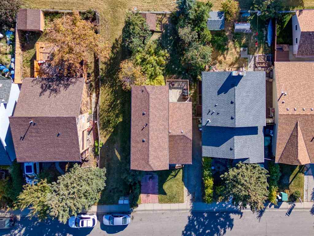 MLS® A2262503 - 47 Elk Hill SE in Edgewater Airdrie, Residential