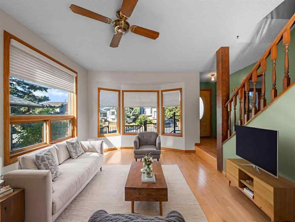 MLS® A2262503 - 47 Elk Hill SE in Edgewater Airdrie, Residential