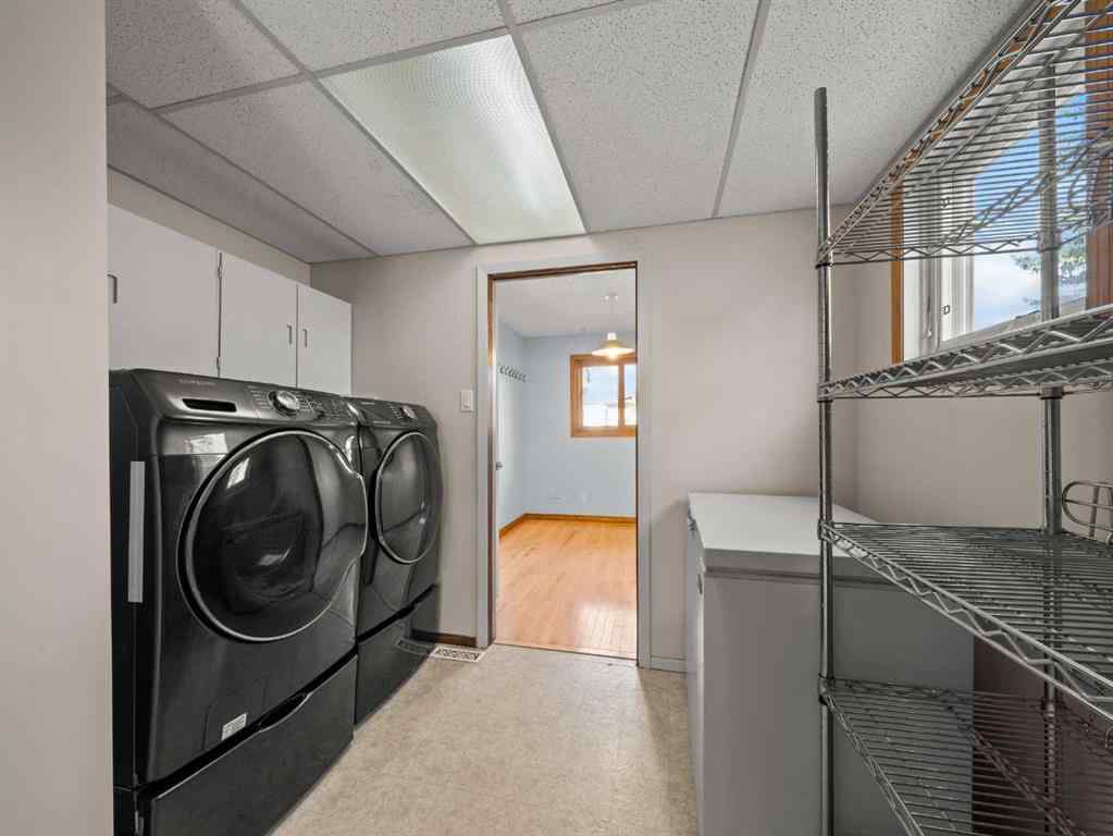 MLS® A2262503 - 47 Elk Hill SE in Edgewater Airdrie, Residential