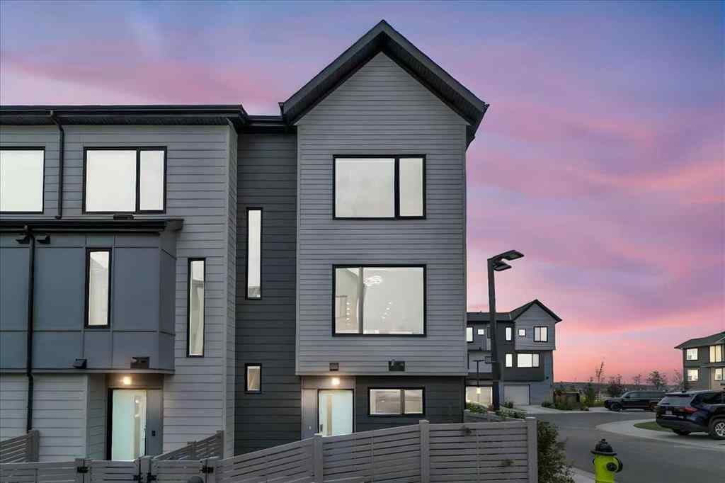 MLS® A2262510 - 203 Evanscrest Square NW in Evanston Calgary, Residential