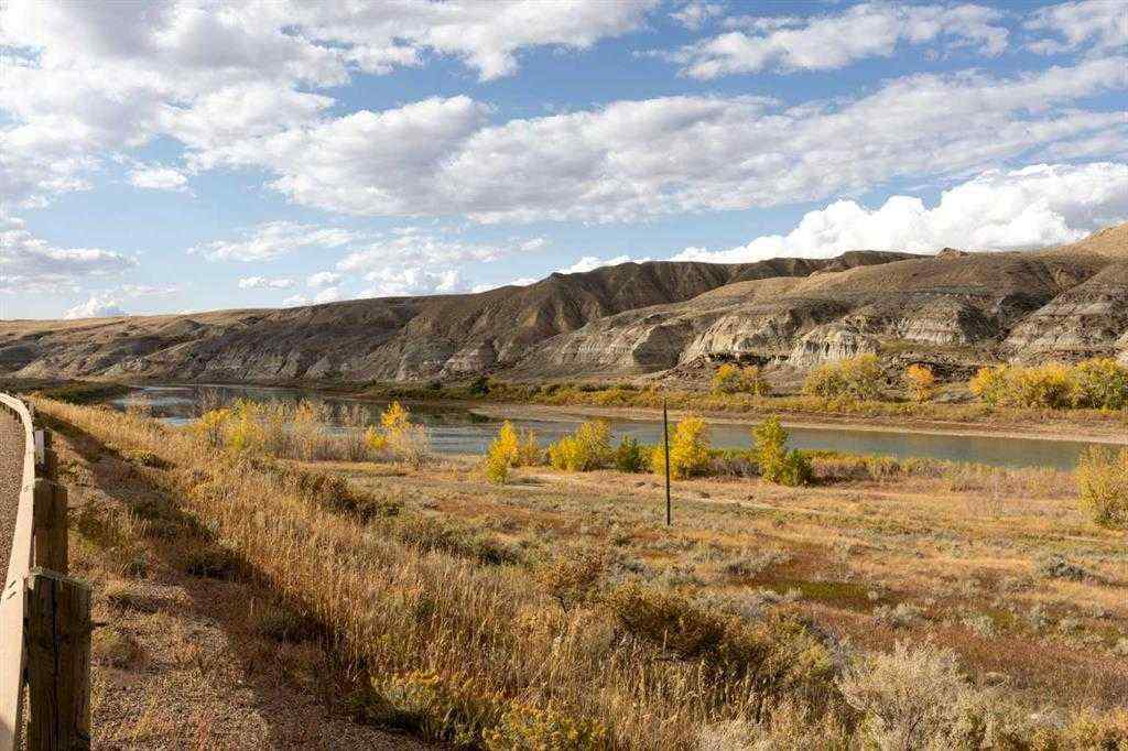 MLS® A2262513 - 21468 Range Road 13   in NONE Bindloss, Residential