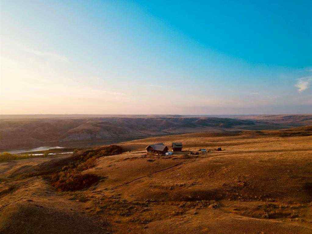 MLS® A2262513 - 21468 Range Road 13   in NONE Bindloss, Residential