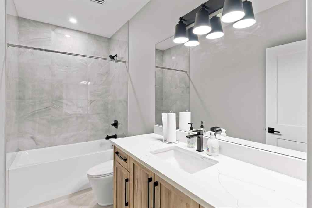 MLS® A2262514 - 3 Waterford Manor  in NONE Chestermere, Residential