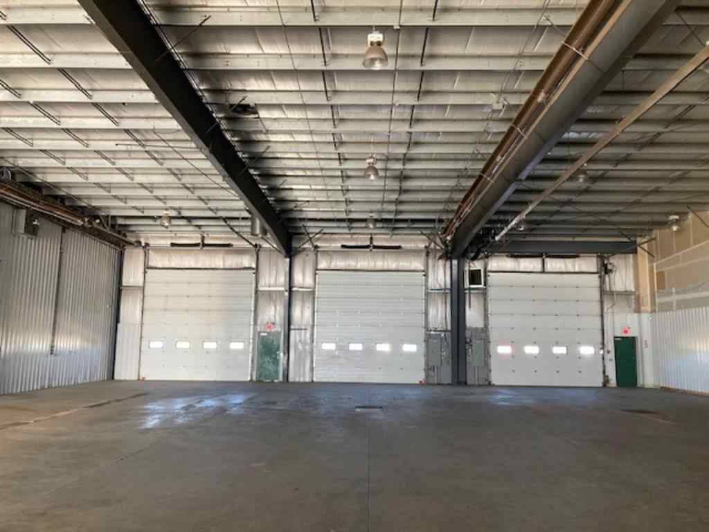 MLS® A2262517 - Unit #Bay #6 & 7 10602 79 Avenue  in NONE Clairmont, Commercial