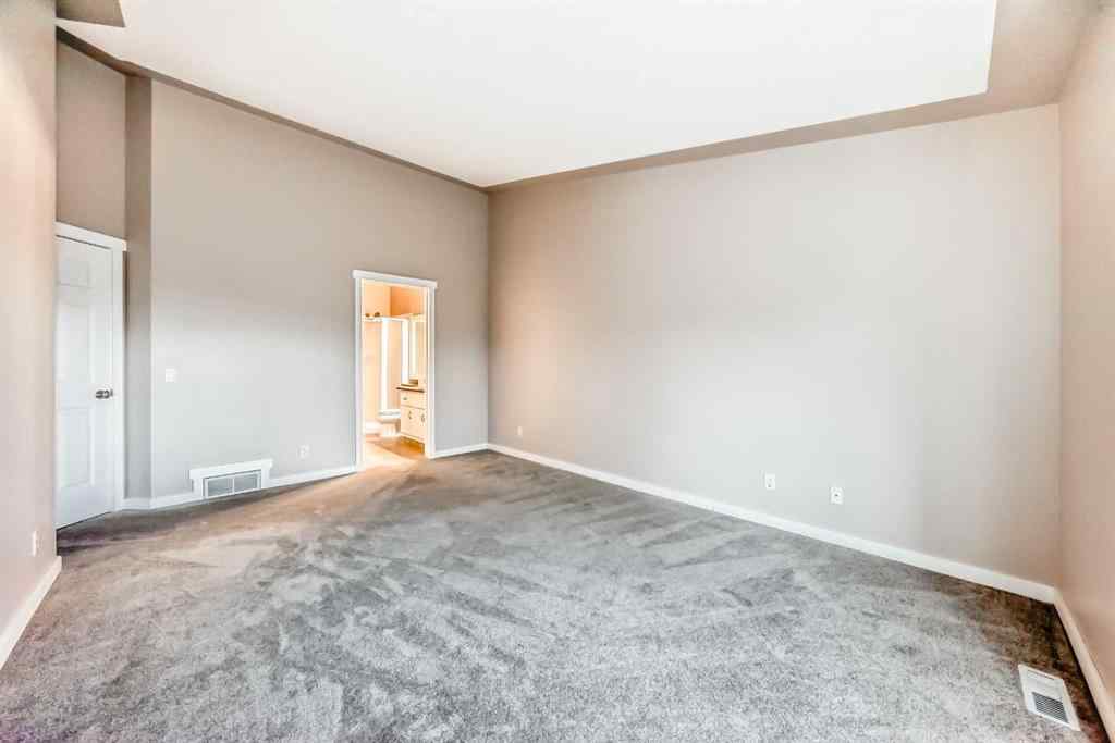 MLS® A2262519 - 82 Sierra Morena Green SW in Signal Hill Calgary, Residential