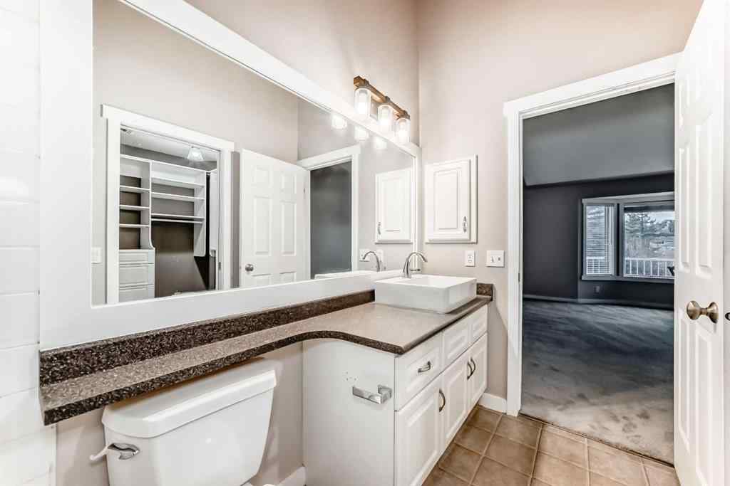 MLS® A2262519 - 82 Sierra Morena Green SW in Signal Hill Calgary, Residential