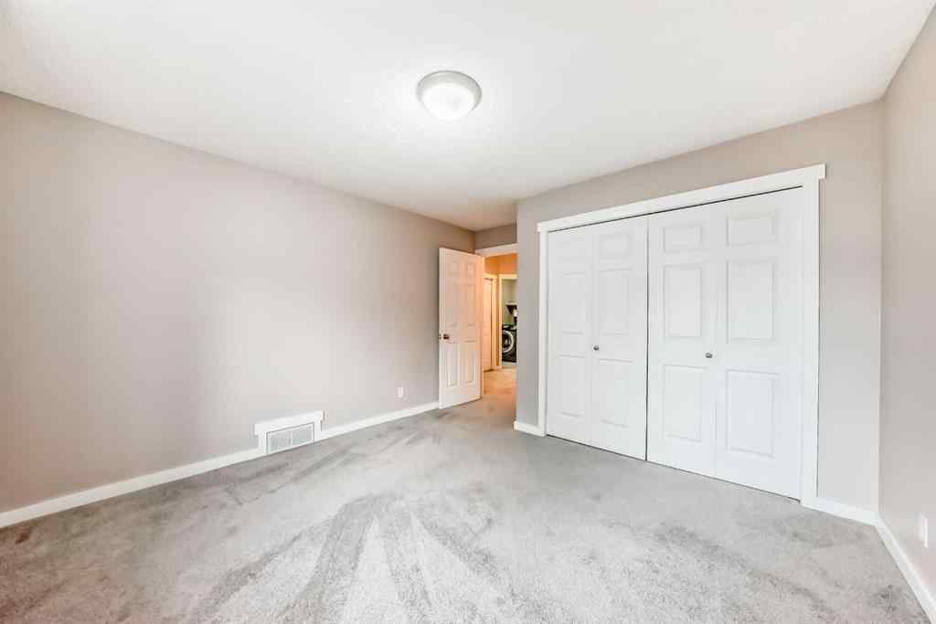 MLS® A2262519 - 82 Sierra Morena Green SW in Signal Hill Calgary, Residential