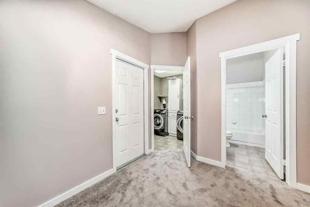 MLS® A2262519 - 82 Sierra Morena Green SW in Signal Hill Calgary, Residential