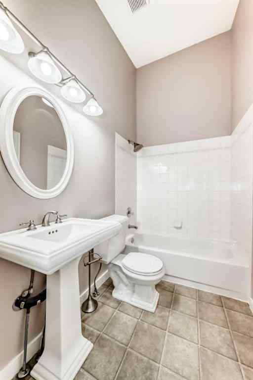 MLS® A2262519 - 82 Sierra Morena Green SW in Signal Hill Calgary, Residential